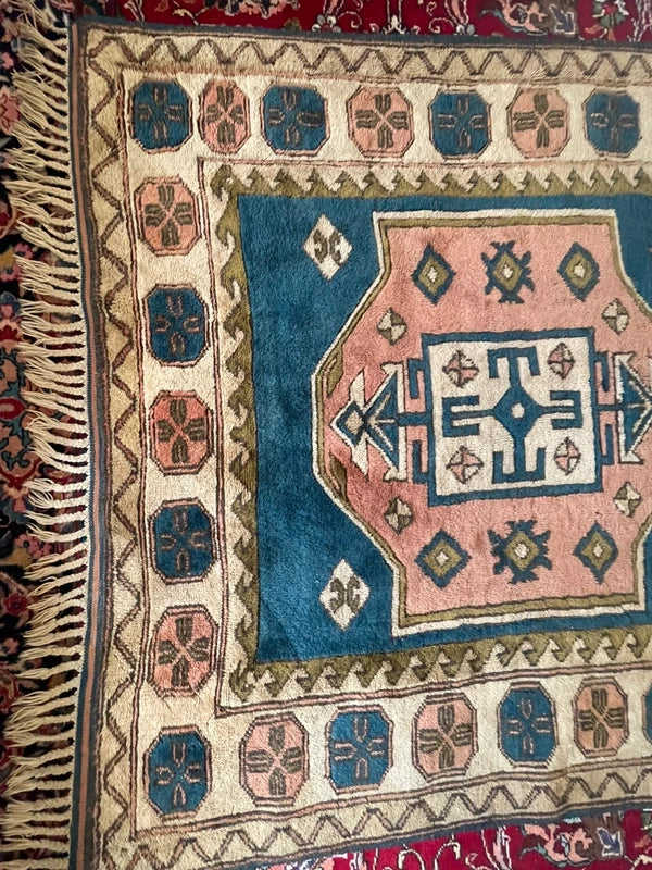 Large Vintage Turkish Geometric Rug 230 x 157 cm — photograph 7