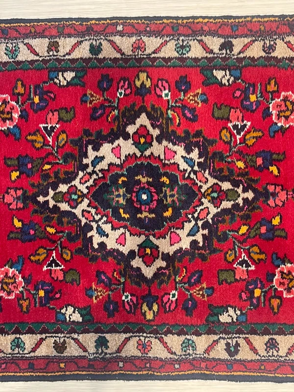 Vintage Persian Hand-Knotted Wool Runner Rug 301 x 83 cm — photograph 10