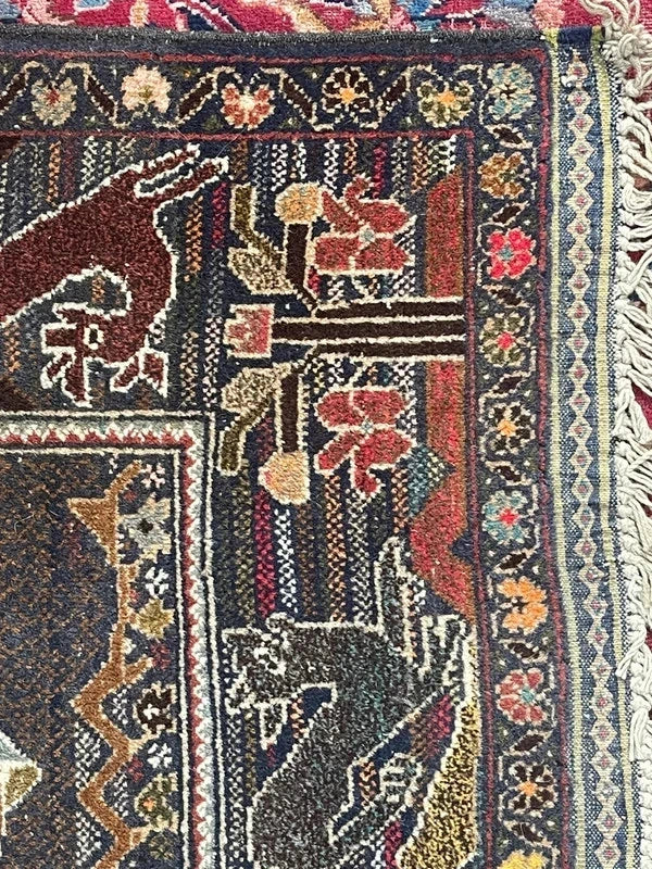Vintage Persian Pictorial Rug 188 x 120 cm — photograph 12