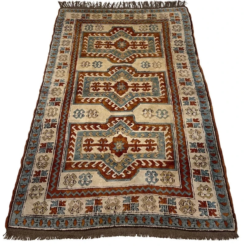 Hand-kontted Wool Kazak / Caucasian Style Rug – Rust & Blue – 202 × 138 cm — photograph 5