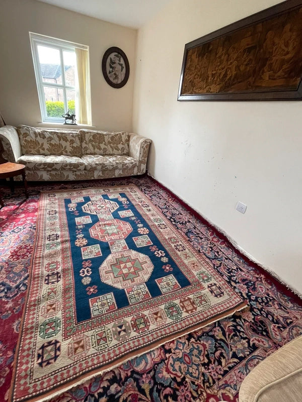 Vintage geometric wool rug, Turkish/Caucasian style 230 x 145 cm — photograph 8