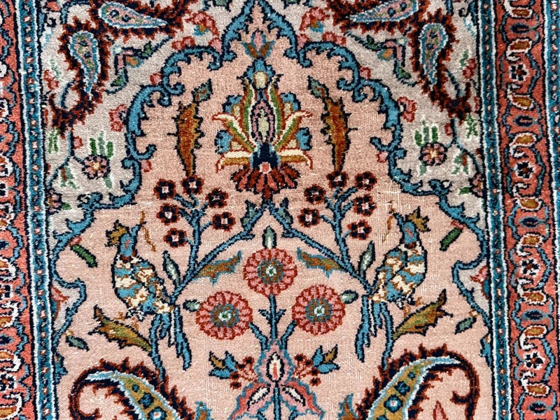 Vintage Kashmir Silk Runner Rug 122x49cm Hand Knotted Bird & Vase — photograph 13