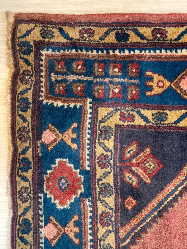 Vintage hand knotted wool tribal rug 227 x 150 cm Kazak Caucasian style — photograph 9