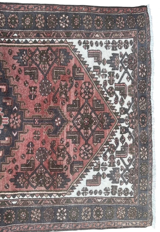 Vintage Persian Hamadan Rug 196x125cm Hand Knotted Wool Pink Tribal Carpet — photograph 7