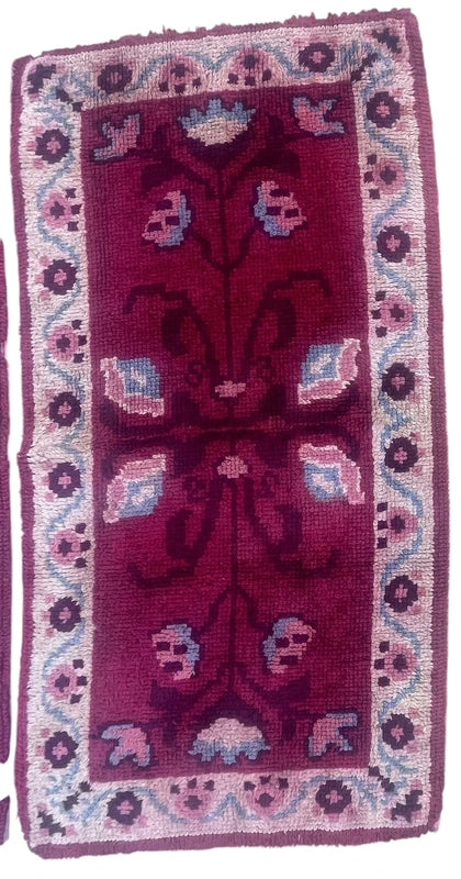 Set of 4 Vintage Handmade Wool Rugs – Matching Pink Burgundy Floral Rugs — photograph 3