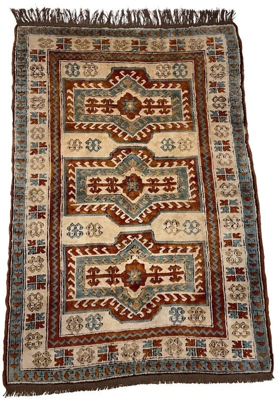 Hand-kontted Wool Kazak / Caucasian Style Rug – Rust & Blue – 202 × 138 cm — photograph 7