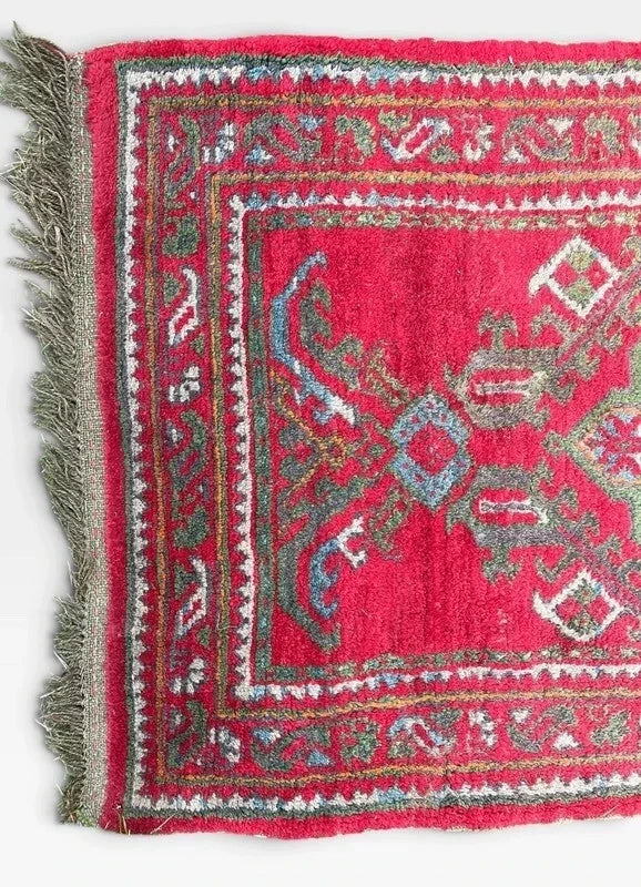 Vintage Eastern Anatolian Turkish Hand-Knotted Wool Runner Rug 351 x 91 cm — photograph 11