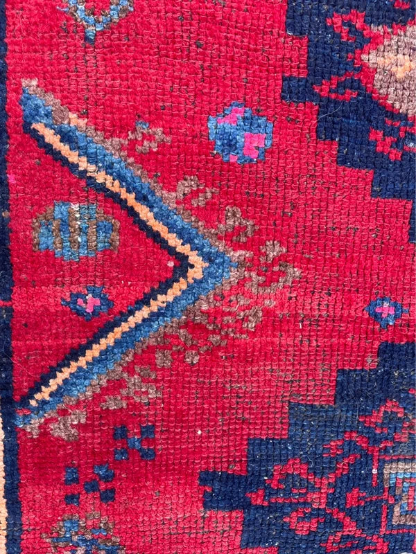 Vintage Hand-Knotted Persian Hamadan Rug – 196 × 127 cm — photograph 12