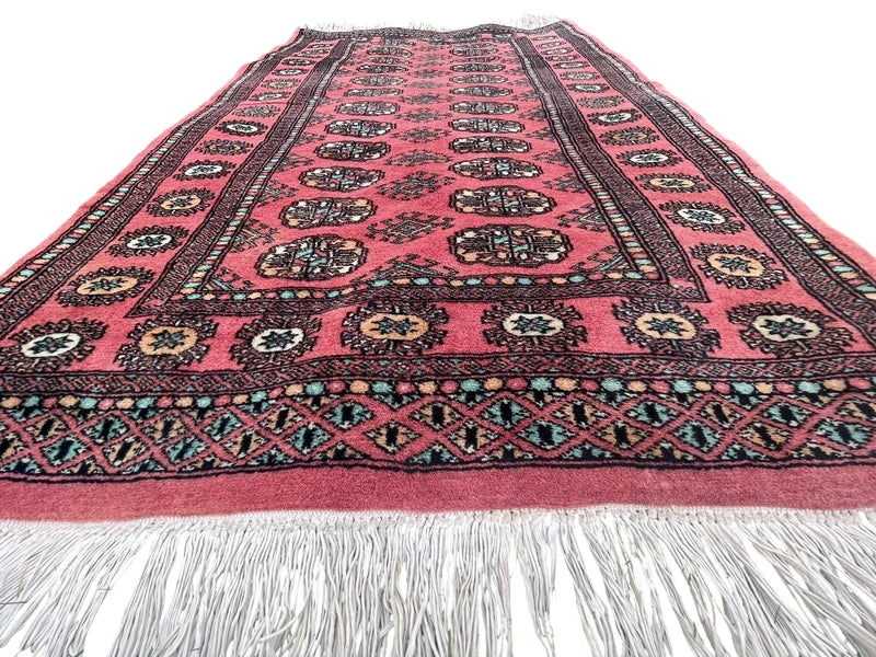 Hand Knotted Bokhara Rug 155x93cm — photograph 4