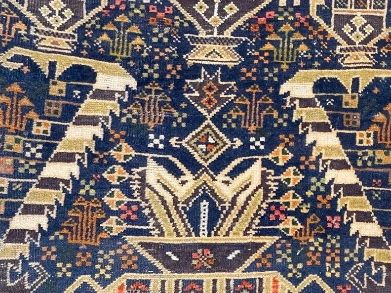 Vintage Persian Hand-Knotted Village Pictorial Wool Rug – Vase & Flower Design – 140 × 80 cm — photograph 4