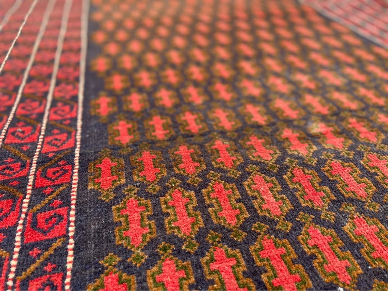 Vintage Afghan Baluch Hand Knotted Wool Rug 194x104cm Tribal Persian Style — photograph 2