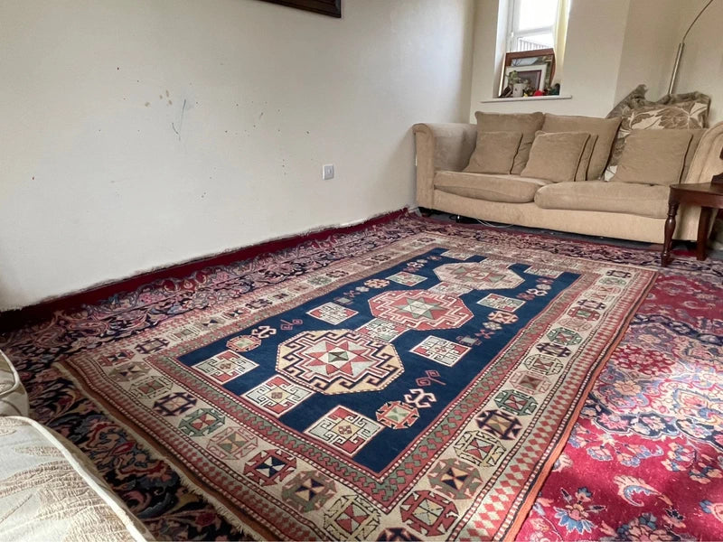 Vintage geometric wool rug, Turkish/Caucasian style 230 x 145 cm — photograph 4
