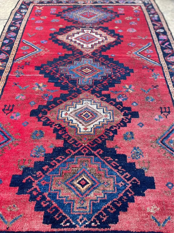 Vintage Hand-Knotted Persian Hamadan Rug – 196 × 127 cm — photograph 11
