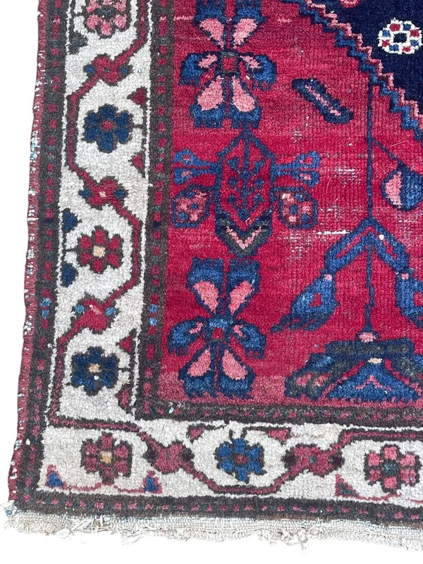 Persian Handmade Wool Rug 141x100cm Red Navy Vintage Small Carpet — photograph 7