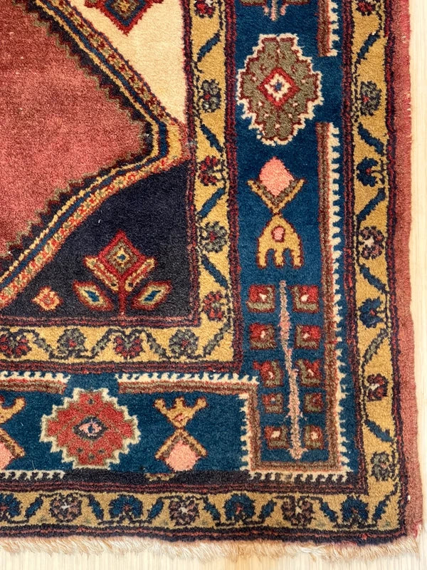 Vintage hand knotted wool tribal rug 227 x 150 cm Kazak Caucasian style — photograph 8