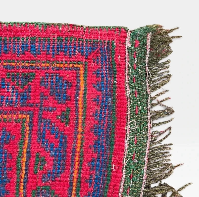 Vintage Eastern Anatolian Turkish Hand-Knotted Wool Runner Rug 351 x 91 cm — photograph 12