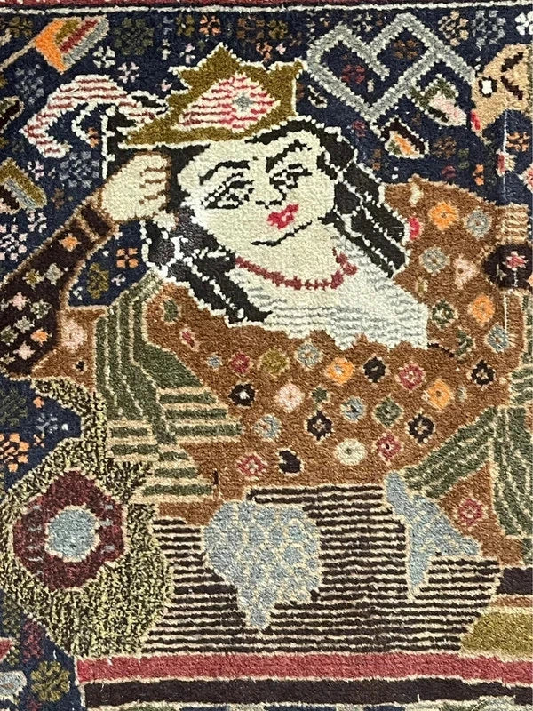 Vintage Persian Pictorial Rug 188 x 120 cm — photograph 4