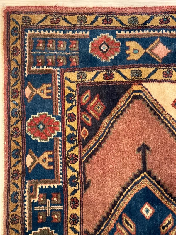 Vintage hand knotted wool tribal rug 227 x 150 cm Kazak Caucasian style — photograph 7