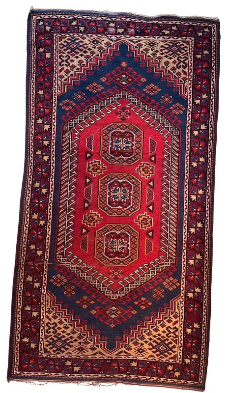 Vintage Oriental Persian tribal Rug200×110cm (6'7" × 3'7") Hand-Knotted Wool Gallery Mat c.70s — photograph 1