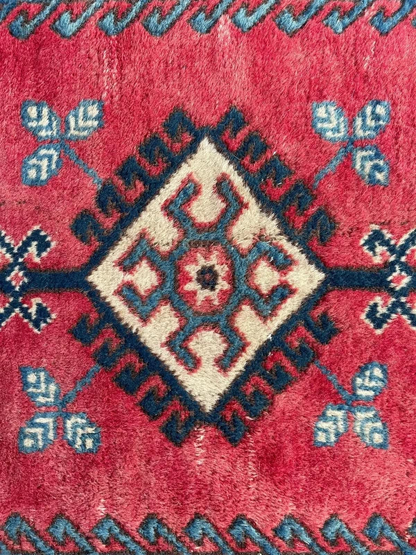 Vintage Hand Knotted Tribal Rug 246 x 141 cm Wool — photograph 2