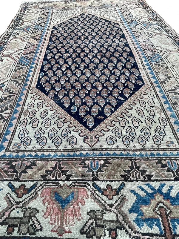 Vintage Persian Hamadan Rug – Hand Knotted Wool Carpet – 201 x 122 cm — photograph 2