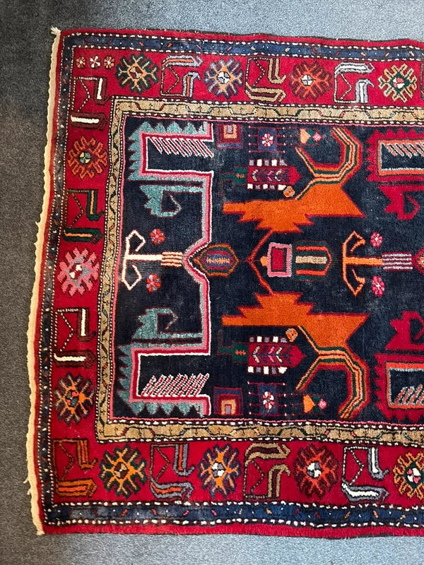 Vintage Persian Hamadan Rug – 140 x 200 cm — photograph 5