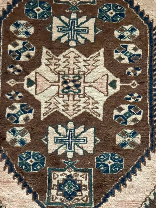 Vintage tribal Kazak-style rug – 200 x 144 cm – brown/ivory & navy — photograph 12