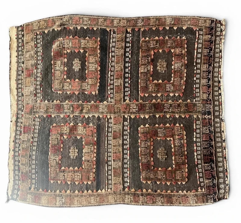 Very Old Tribal Turkmen Sofreh Rug 140x130cm Handmade Animal Motif Textile — photograph 2