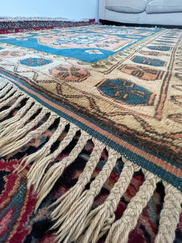 Large Vintage Turkish Geometric Rug 230 x 157 cm — photograph 5