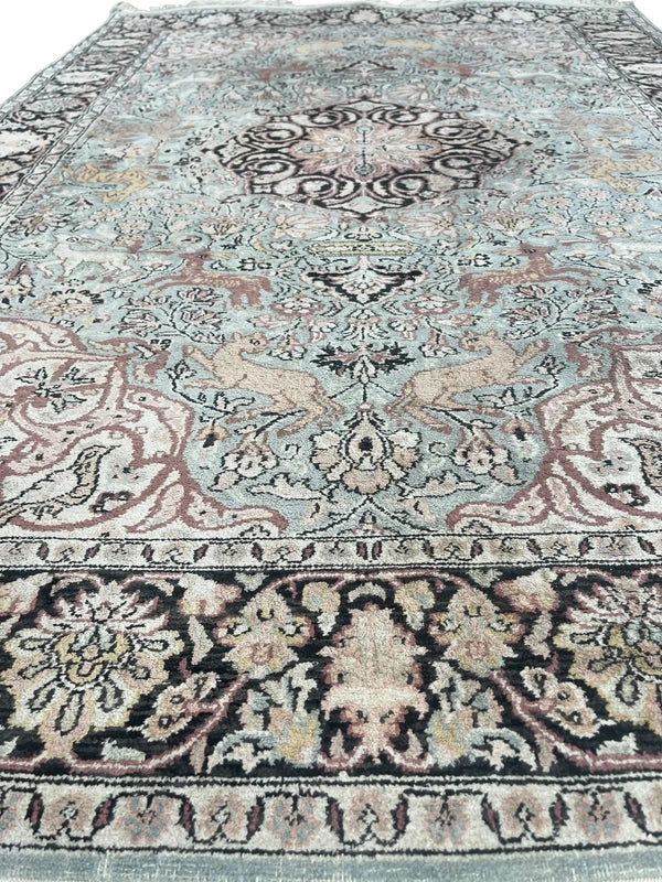 Hand-Knotted Silk Persian Style Rug – Hunting Design – 183 × 125 cm — photograph 4
