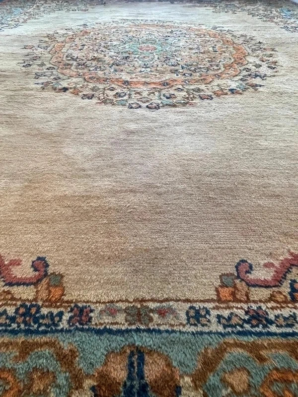 Large vintage Hand Knotted Wool Rug 293 x 246 cm – Traditional Medallion Persian Style — photograph 14