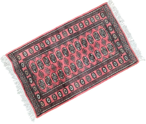 Hand Knotted Bokhara Rug 155x93cm — photograph 2