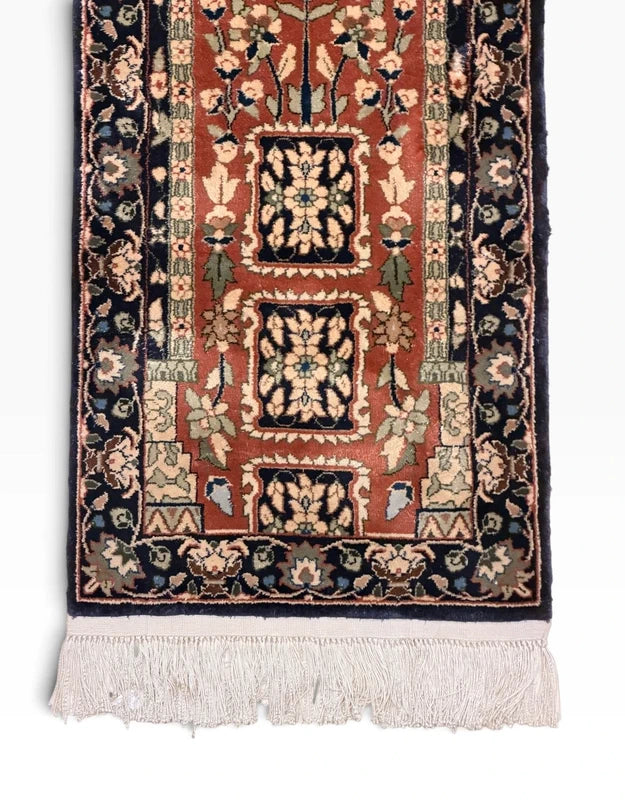 Handmade Chinese Silk Pile Runner Rug 164x35cm Tree of Life Vintage — photograph 5