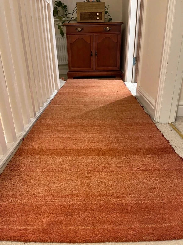 Hand‑knotted 100% wool runner 8ft (244x81cm) terracotta/rust — photograph 6