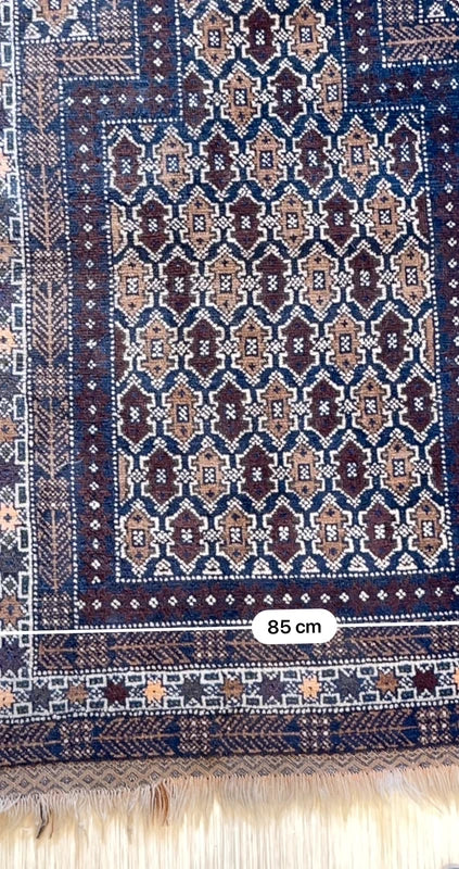 Vintage Baluch Rug 133 x 85 cm Hand Knotted Tribal Wool Carpet — photograph 9