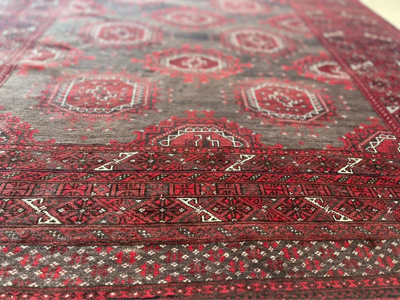 Vintage Afghan Baluch Hand-Knotted Wool Rug Tribal Elephant Foot Design 194 × 133 cm (6'4" × 4'4") — photograph 10