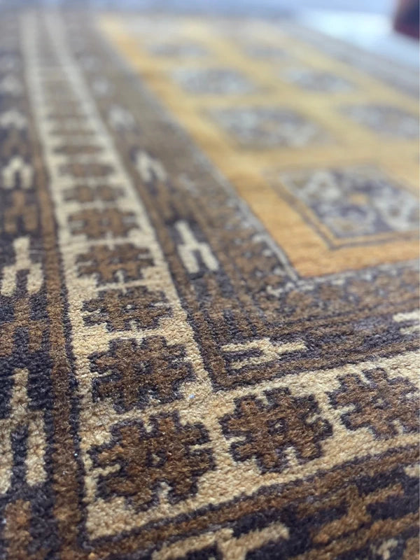 Small handmade Bokhara rug, approx. 139 x 85 cm. — photograph 14