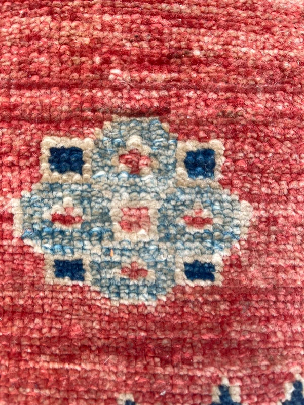 Hand Knotted Kazak Style Wool Rug 154x100cm Small Tribal Carpet — photograph 3