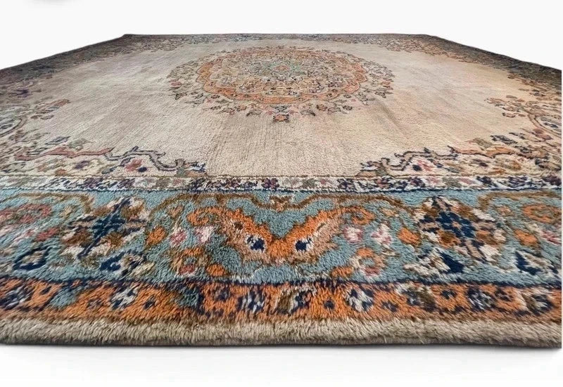 Large vintage Hand Knotted Wool Rug 293 x 246 cm – Traditional Medallion Persian Style — photograph 7