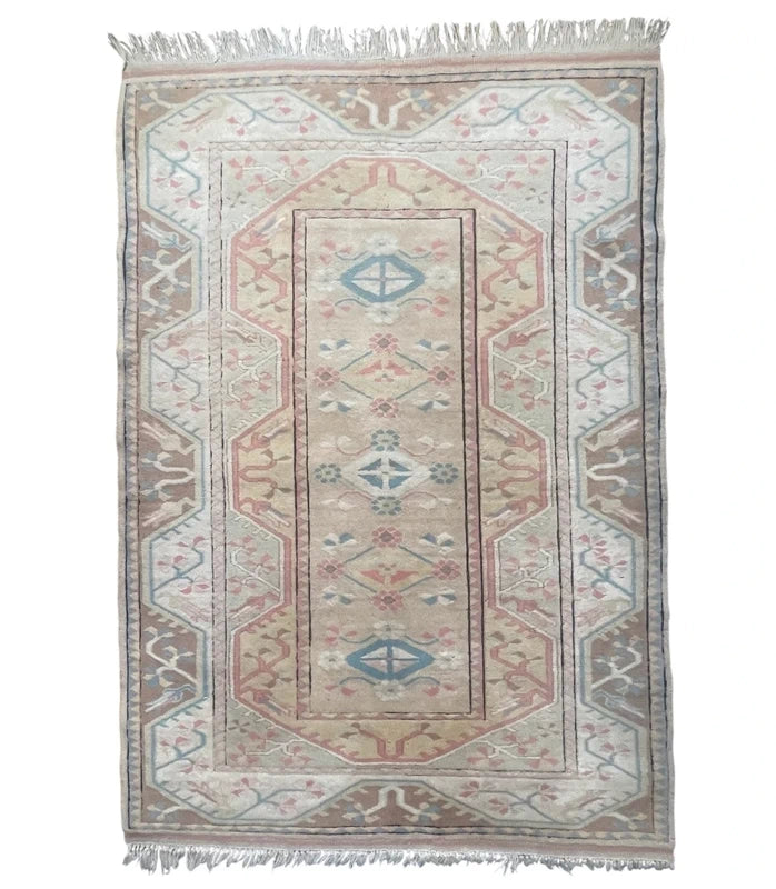 Vintage Turkish Oushak Rug 195 by 127 cm Hand-Knotted Wool, Pastel Geom. Medal — photograph 1
