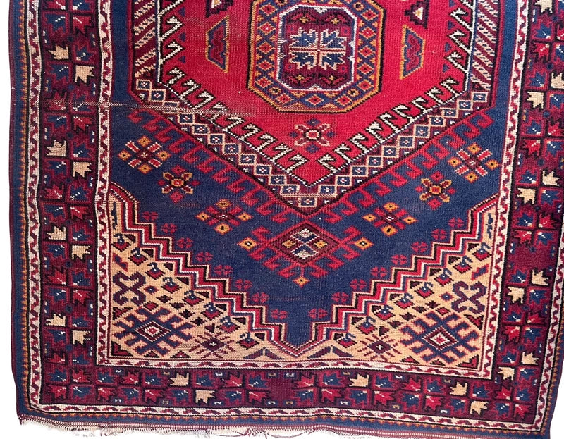 Vintage Oriental Persian tribal Rug200×110cm (6'7" × 3'7") Hand-Knotted Wool Gallery Mat c.70s — photograph 8