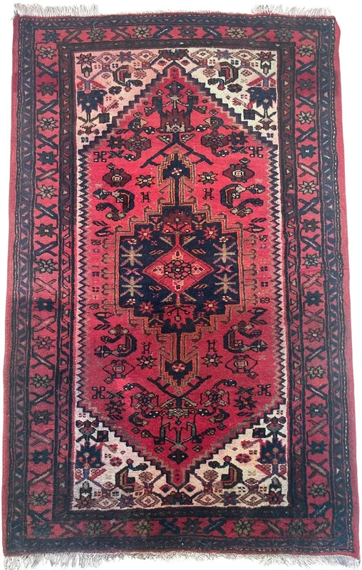 Hand knotted vintage Anatolian style wool rug 154 x 98 cm — photograph 2