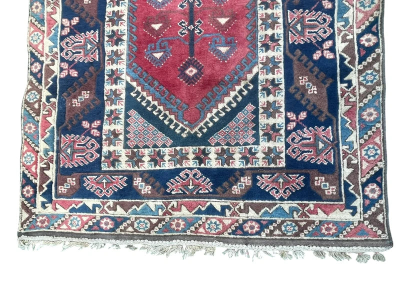 Vintage Hand Knotted Tribal Rug 246 x 141 cm Wool — photograph 16