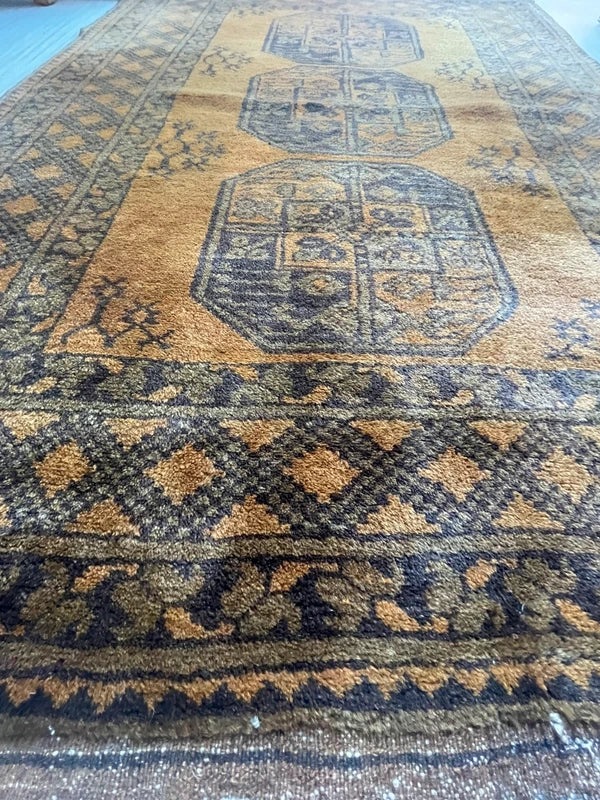 Handmade Bokhara Rug 159x108cm Gold Black Wool Small Carpet — photograph 10
