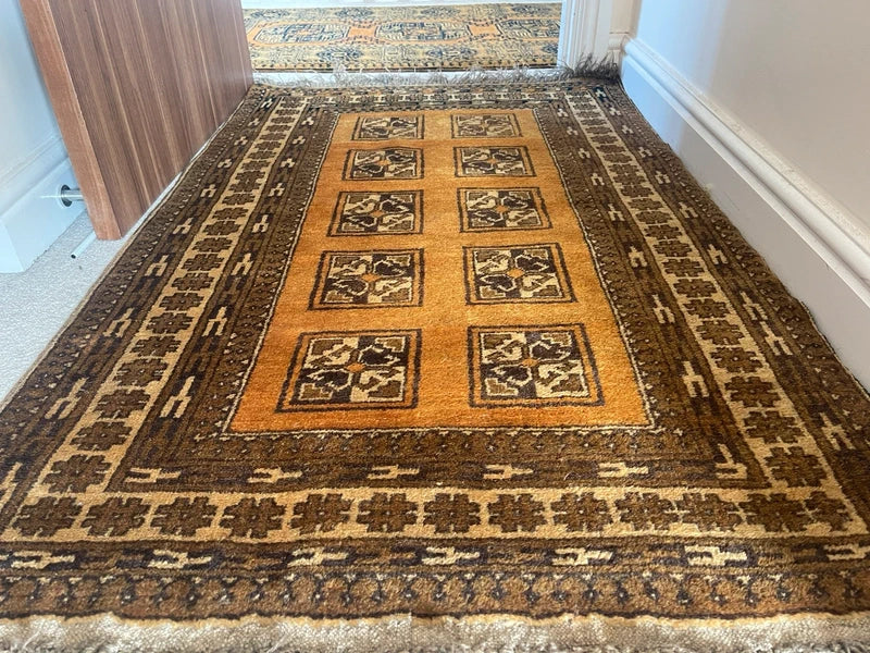 Small handmade Bokhara rug, approx. 139 x 85 cm. — photograph 6