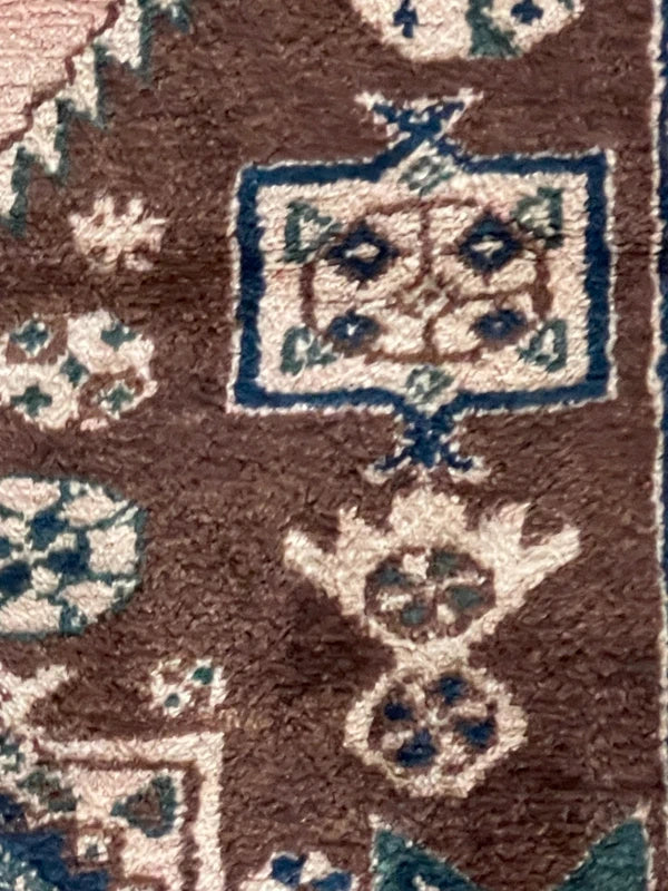 Vintage tribal Kazak-style rug – 200 x 144 cm – brown/ivory & navy — photograph 11