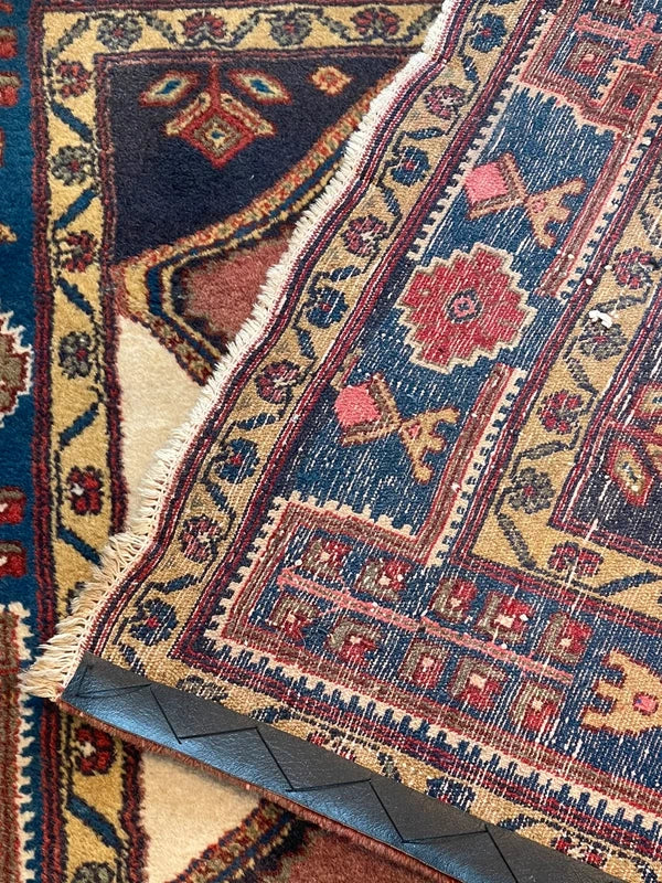 Vintage hand knotted wool tribal rug 227 x 150 cm Kazak Caucasian style — photograph 14