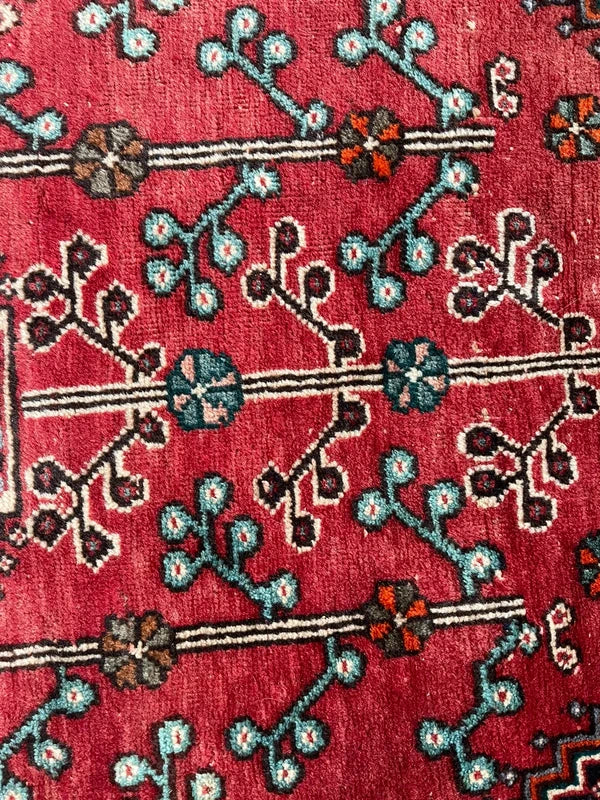 Hand Knotted Persian Tribal Rug 240 x 180 cm – Large Wool Rug — photograph 13