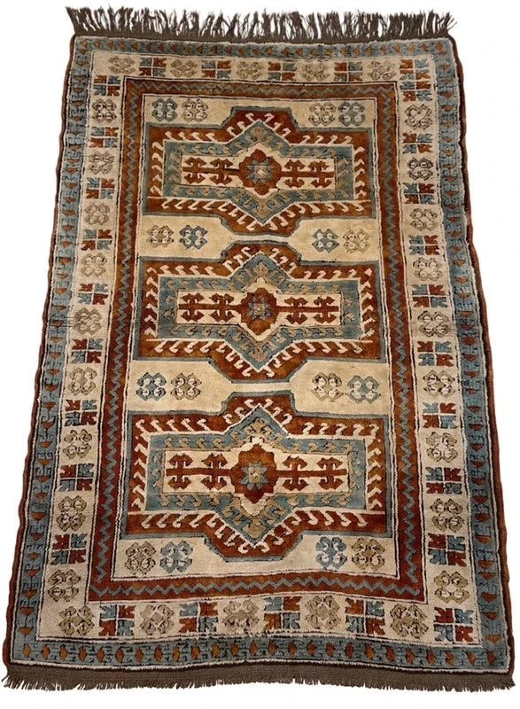Hand-kontted Wool Kazak / Caucasian Style Rug – Rust & Blue – 202 × 138 cm — photograph 1