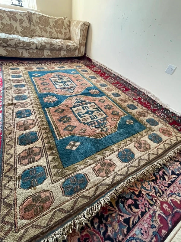 Large Vintage Turkish Geometric Rug 230 x 157 cm — photograph 2
